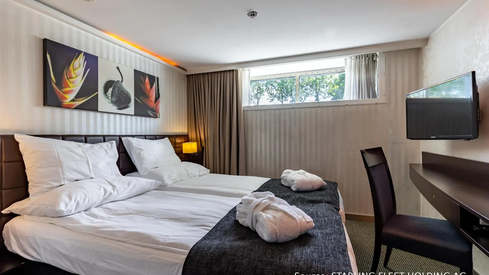 Hotelship Kd Moment Koeln 0*, Keulen